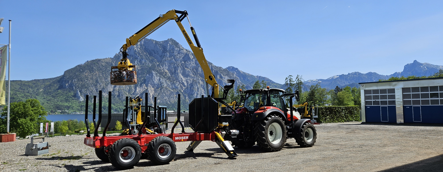 Lagermaschine Lenkdeichselanhänger MHD-14 mit Kran MKZ-9 zum Sonderpreis im Abverkauf! -40% Generationswechsel A.Moser Aktionen siehe Landwirt oder kontaktieren Sie uns per Telefon unter 07612 87024