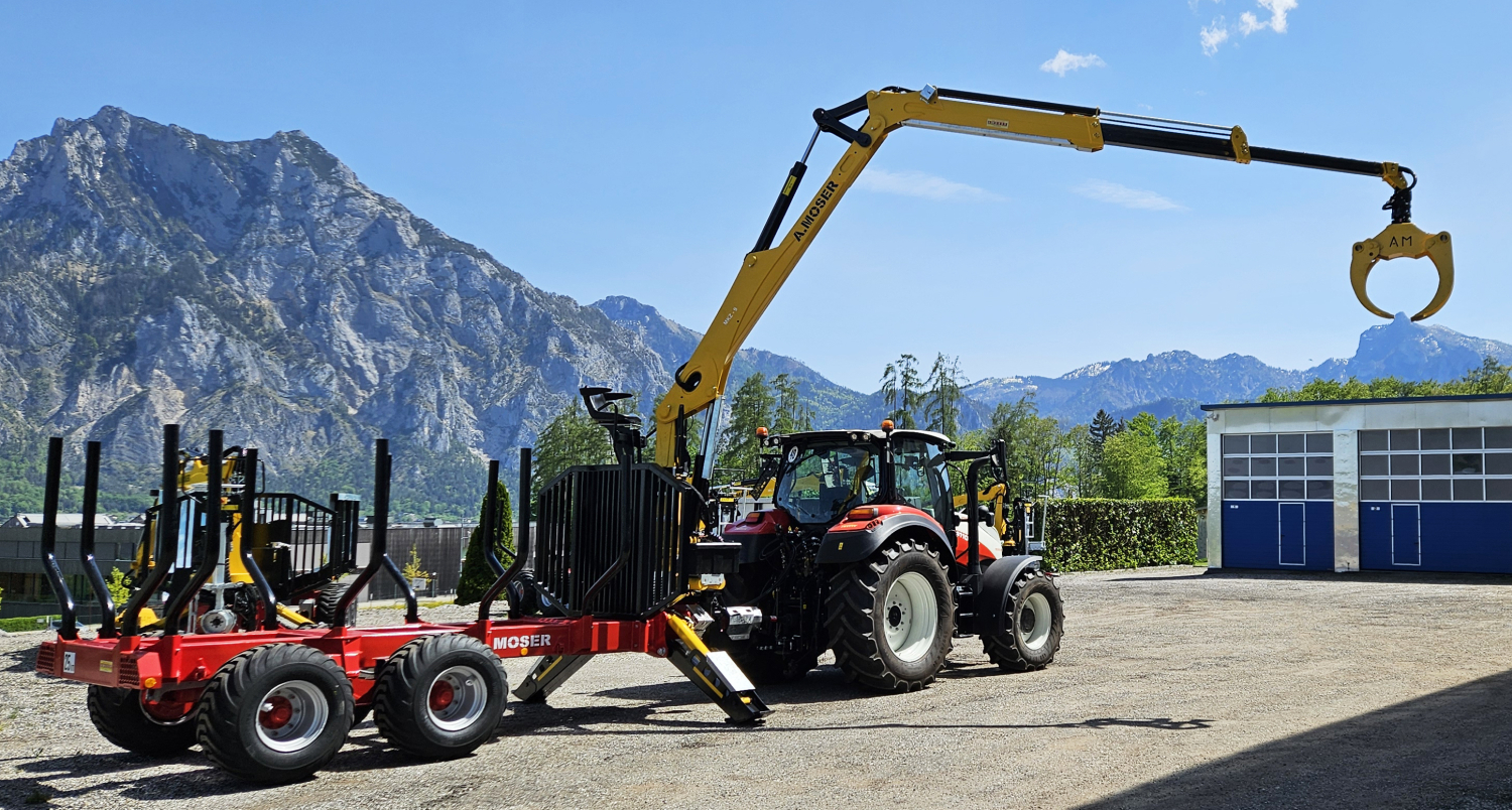 Lagermaschine Lenkdeichselanhänger MHD-14 mit Kran MKZ-9 zum Sonderpreis im Abverkauf! -40% Generationswechsel A.Moser Aktionen siehe Landwirt oder kontaktieren Sie uns per Telefon unter 07612 87024